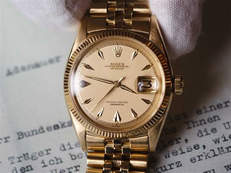 how to detect a fake swiss watch dial|how to identify a rolex watch.